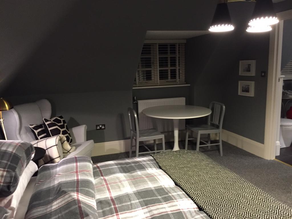 Bed and Breakfast Montpellier House à Newport Pagnell Chambre photo