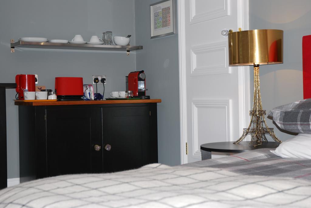 Bed and Breakfast Montpellier House à Newport Pagnell Extérieur photo